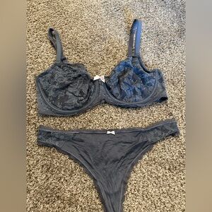 Victoria's Secret Lace Bra and Panty Set - Gray